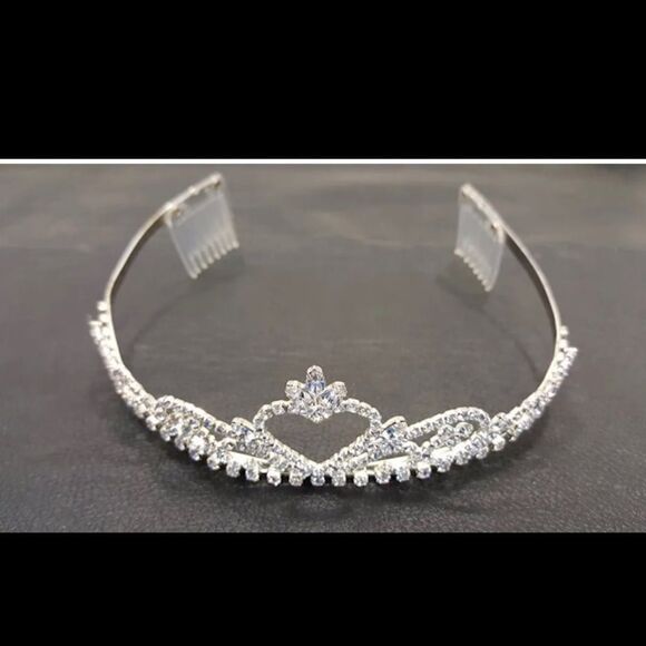 Rhinestone Tiara Crown, Crystal Heart With Comb  in Case. Child/Adult main image 6